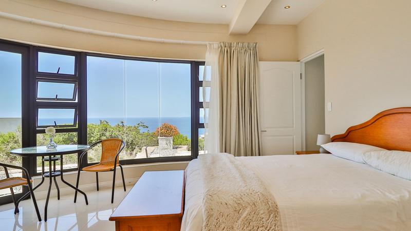 To Let 5 Bedroom Property for Rent in Pinnacle Point Golf Estate Western Cape